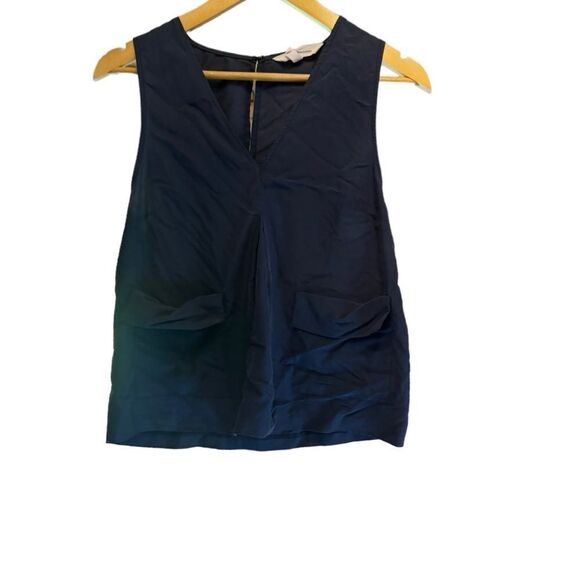 BCBGeneration Blue Front Pocket Blouse with Back Cutout. Size Small. - Picture 1 of 13